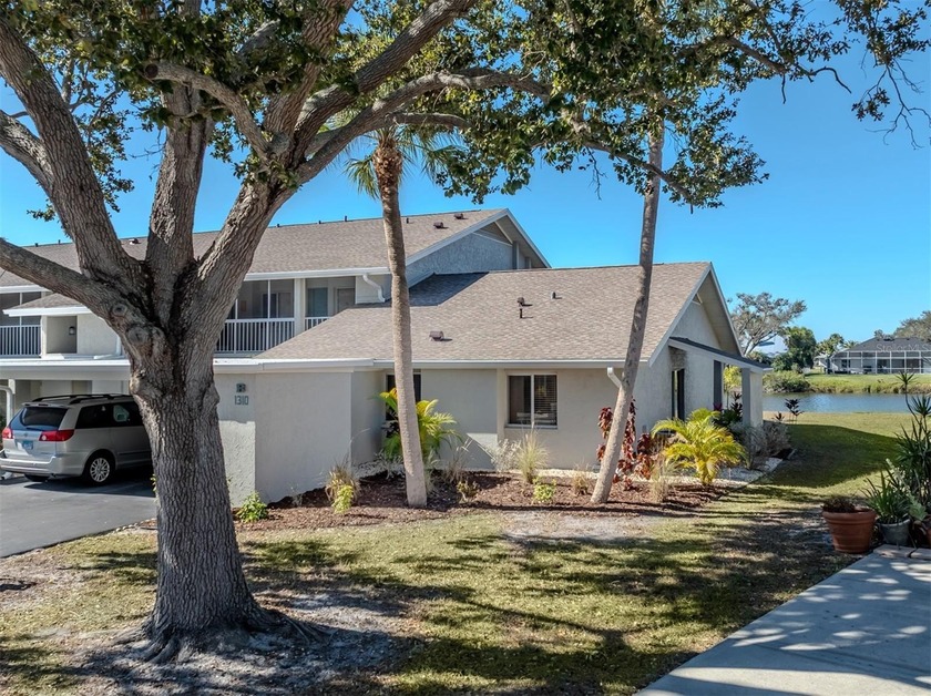 Welcome to Pinebrook Lake Club! This is a beautifully UPDATED - Beach Condo for sale in Venice, Florida on Beachhouse.com