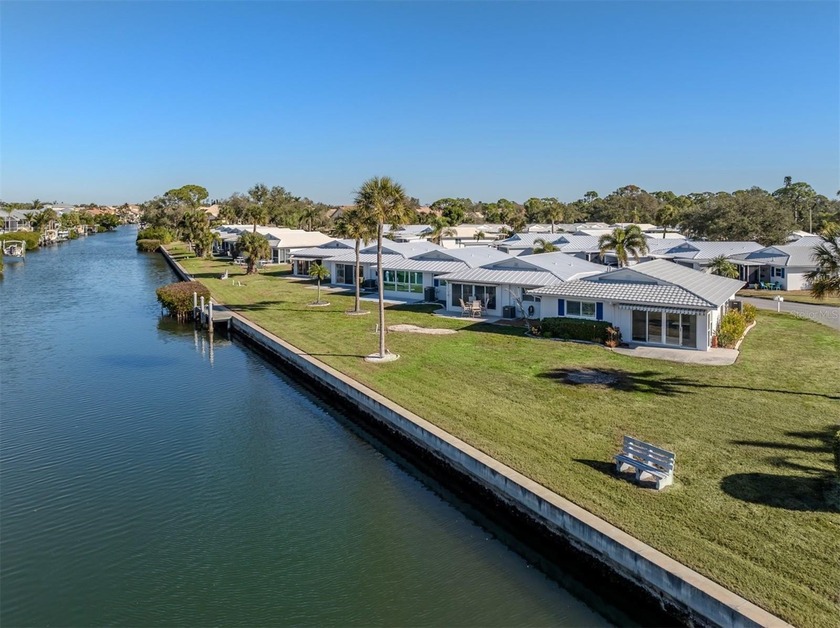 This inviting two-bedroom, two-bath villa is in the desirable - Beach Home for sale in Nokomis, Florida on Beachhouse.com