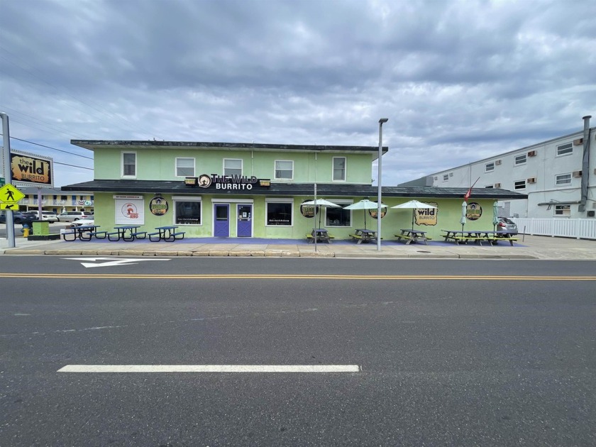 Create a successful business with this real estate only property - Beach Commercial for sale in Wildwood, New Jersey on Beachhouse.com