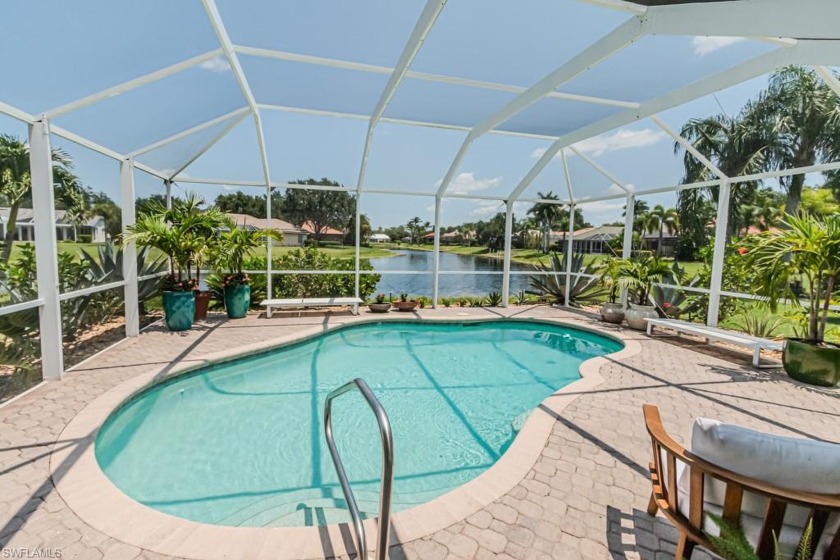 HIGHLY sought after Long Lake view in a NO FLOOD Zone! This - Beach Home for sale in Naples, Florida on Beachhouse.com