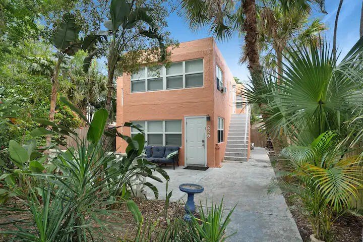 Presenting a prime investment opportunity in Lake Worth Beach: a - Beach Townhome/Townhouse for sale in Lake Worth, Florida on Beachhouse.com