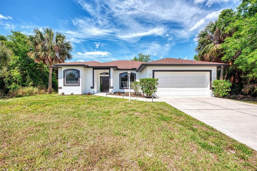 *PRICED TO SELL - FULLY RENOVATED & MOVE IN READY 3 BEDROOM, 2 - Beach Home for sale in North Port, Florida on Beachhouse.com