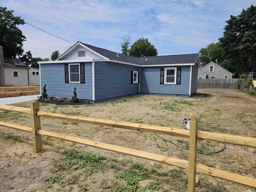 UPDATED & UPGRADED! This Charming 3 bedroom, 2 Full bath Ranch - Beach Home for sale in Villas, New Jersey on Beachhouse.com