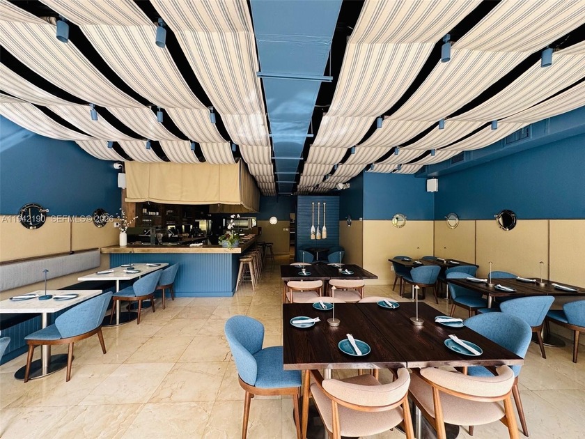 Well-established and profitable restaurant ideally located just - Beach Commercial for sale in Deerfield Beach, Florida on Beachhouse.com