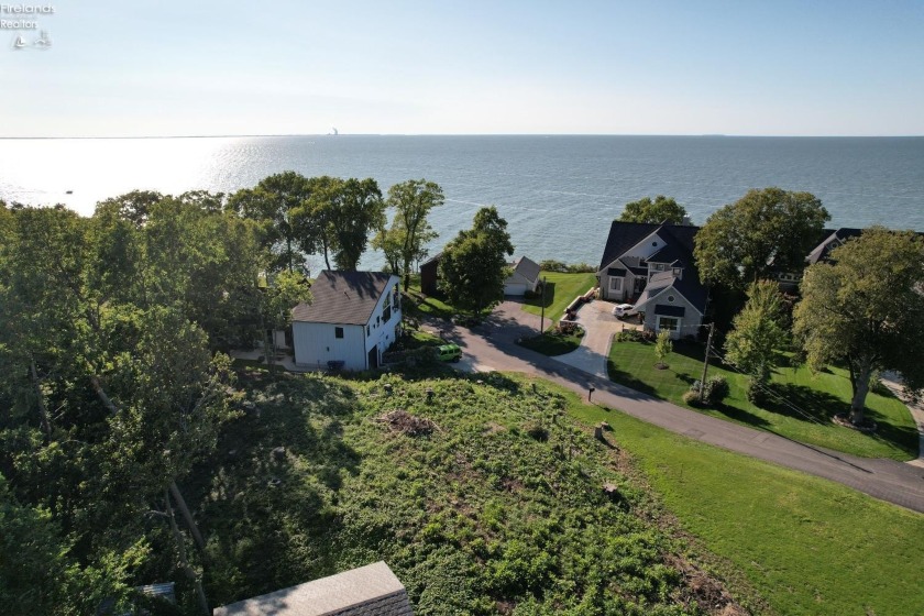 LAST CHANCE To OWN a large ELEVATED LAKEVIEW lot in Historic - Beach Lot for sale in Port Clinton, Ohio on Beachhouse.com