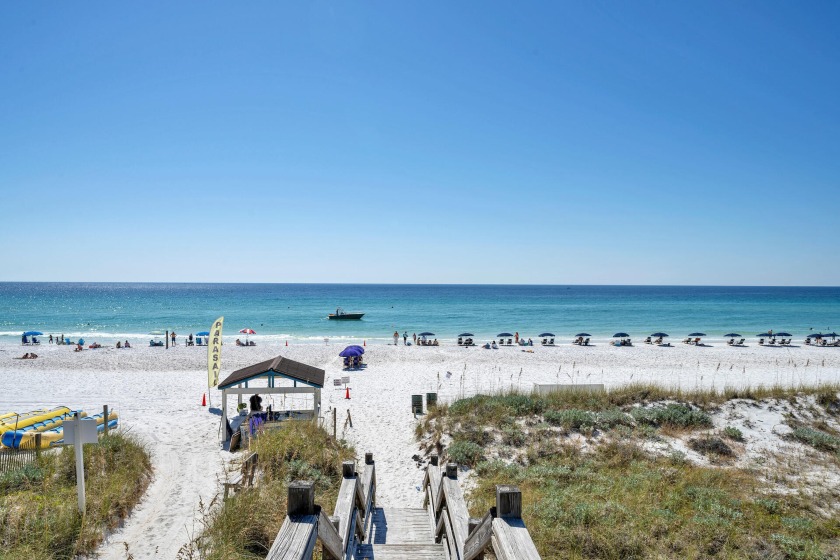 This lovely condo is your gateway to the fabulous beach - Beach Condo for sale in Destin, Florida on Beachhouse.com