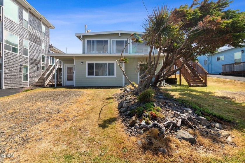 Income potential opportunity.  Enjoy amazing ocean views and the - Beach Home for sale in Lincoln City, Oregon on Beachhouse.com