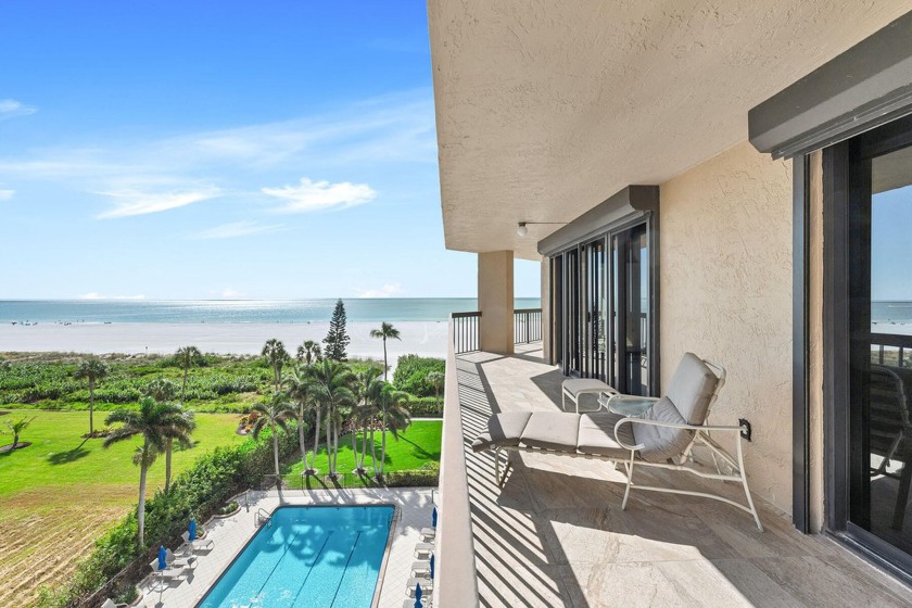 An exquisite turnkey beachfront condo on the 6th floor with - Beach Condo for sale in Marco Island, Florida on Beachhouse.com