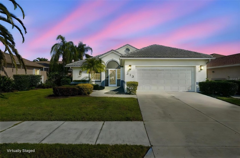 Serene luxury with fresh Coastal Florida Vibe.  3.8 miles to the - Beach Home for sale in Venice, Florida on Beachhouse.com