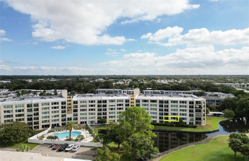 WELCOME TO THE FAIRWAY, a self-managed bldg. which keeps the HOA - Beach Condo for sale in Largo, Florida on Beachhouse.com