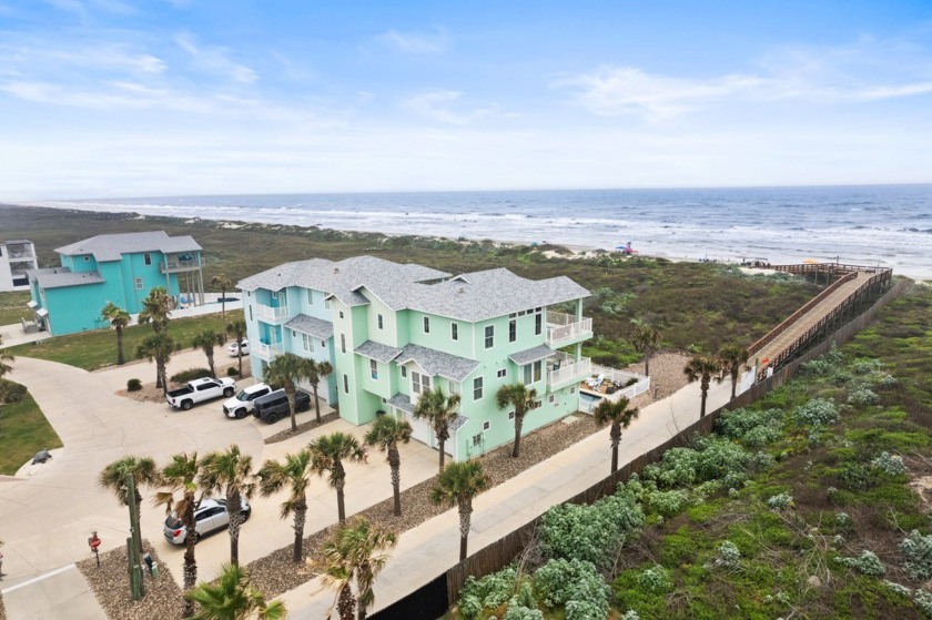 Welcome to the beachfront home that dreams are made of. Private - Beach Home for sale in Port Aransas, Texas on Beachhouse.com