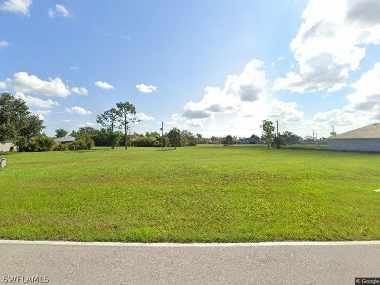 Welcome to the Burnt Store Village Community. This lot is ready - Beach Lot for sale in Punta Gorda, Florida on Beachhouse.com