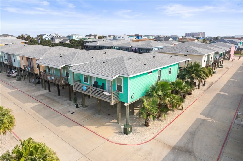 Excellent island location with proximity to Beach and all town - Beach Condo for sale in Port Aransas, Texas on Beachhouse.com