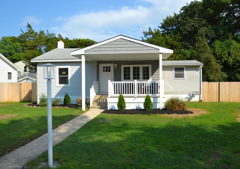 Newly renovated 3 bedrooms 2 full baths on large 90x100 Lot in - Beach Home for sale in Del Haven, New Jersey on Beachhouse.com