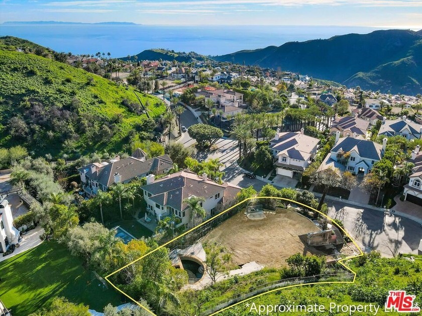 Behind the gates of the prestigious 24-hour guard-gated Enclave - Beach Lot for sale in Pacific Palisades, California on Beachhouse.com