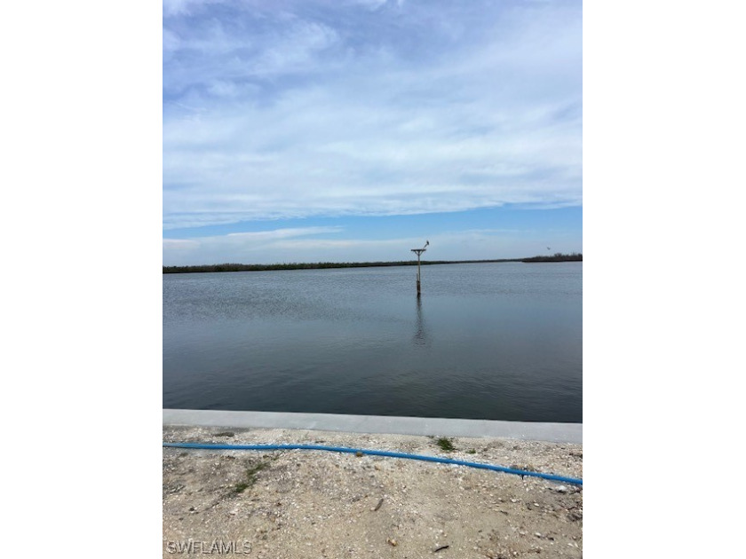 Fantastic open water, gulf access lot in the heart of Matlacha! - Beach Lot for sale in Matlacha, Florida on Beachhouse.com