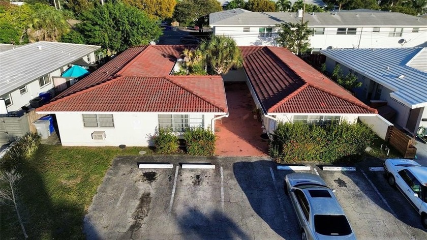 Great investment opportunity to own a 4-plex east of US1 in - Beach Lot for sale in Pompano Beach, Florida on Beachhouse.com