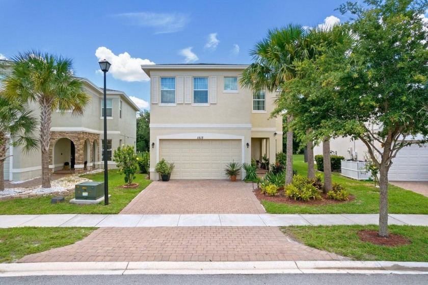 Come and tour this stunning and spacious 3 bedroom 2 .5 bath - Beach Home for sale in Port Saint Lucie, Florida on Beachhouse.com