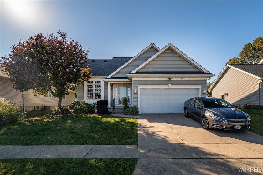 Built in 2001, this two-story home has three bedrooms, 2 baths - Beach Home for sale in Hamburg, New York on Beachhouse.com