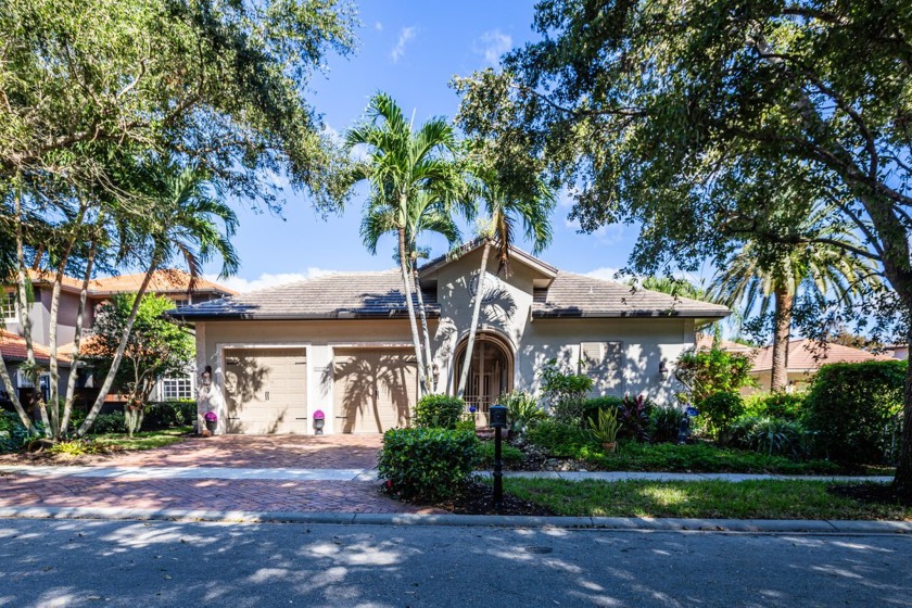 Exceptional Custom Home in Lely Golf Resort's Tiger Island - Beach Home for sale in Naples, Florida on Beachhouse.com