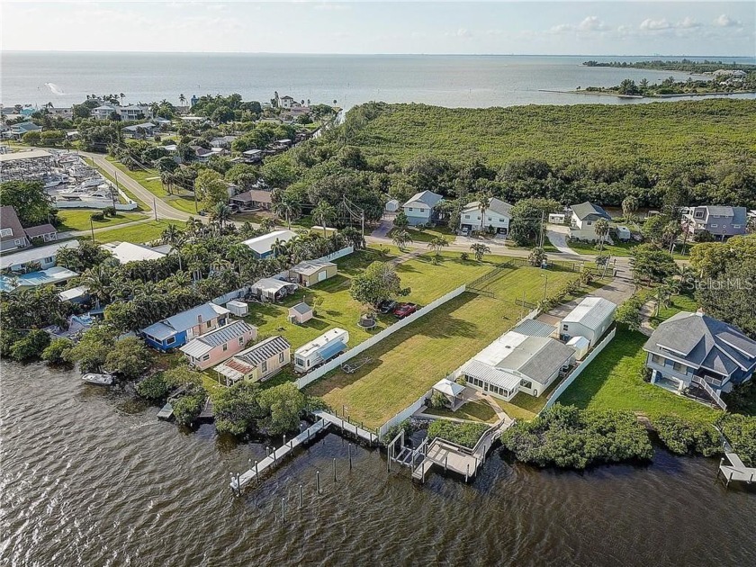 WATER FRONT PARADISE: Little Manatee Oasis, Minutes to the Gulf! - Beach Lot for sale in Ruskin, Florida on Beachhouse.com