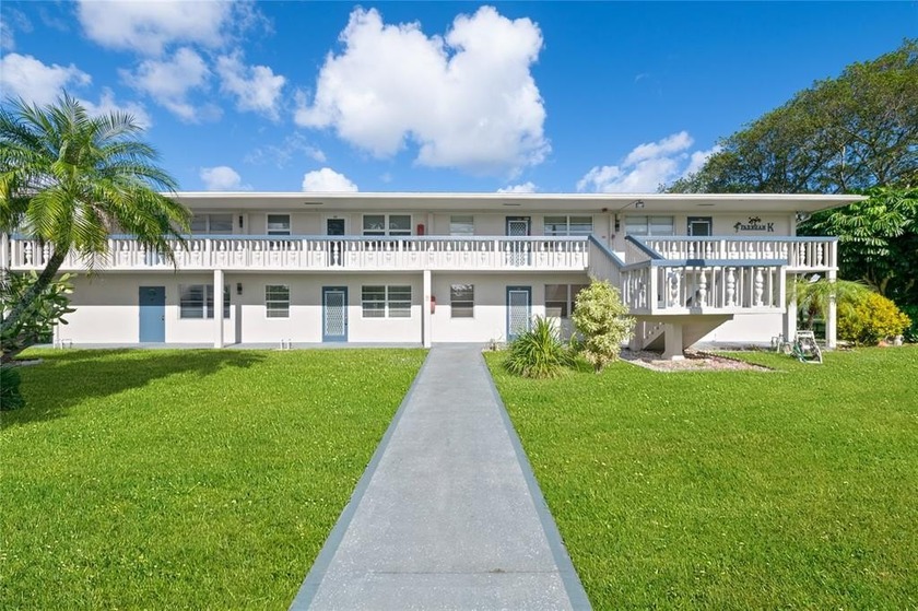 Stunning remodeled first-floor 2-bed, 1.5-bath condo in gated - Beach Condo for sale in Deerfield Beach, Florida on Beachhouse.com