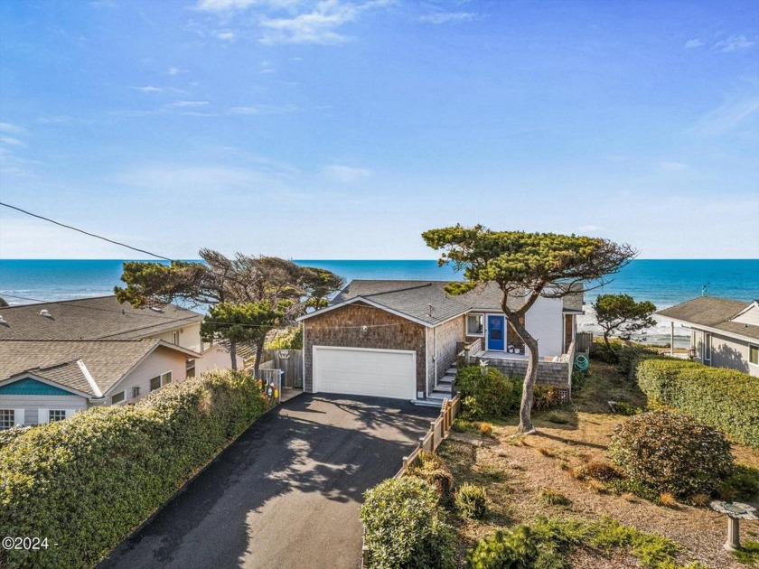 Welcome to your coastal paradise! This stunning oceanfront home - Beach Home for sale in South Beach, Oregon on Beachhouse.com