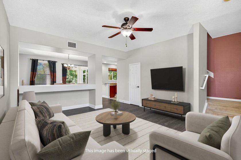 Pristine residence in the heart of Vero Beach! This move-in - Beach Home for sale in Vero Beach, Florida on Beachhouse.com