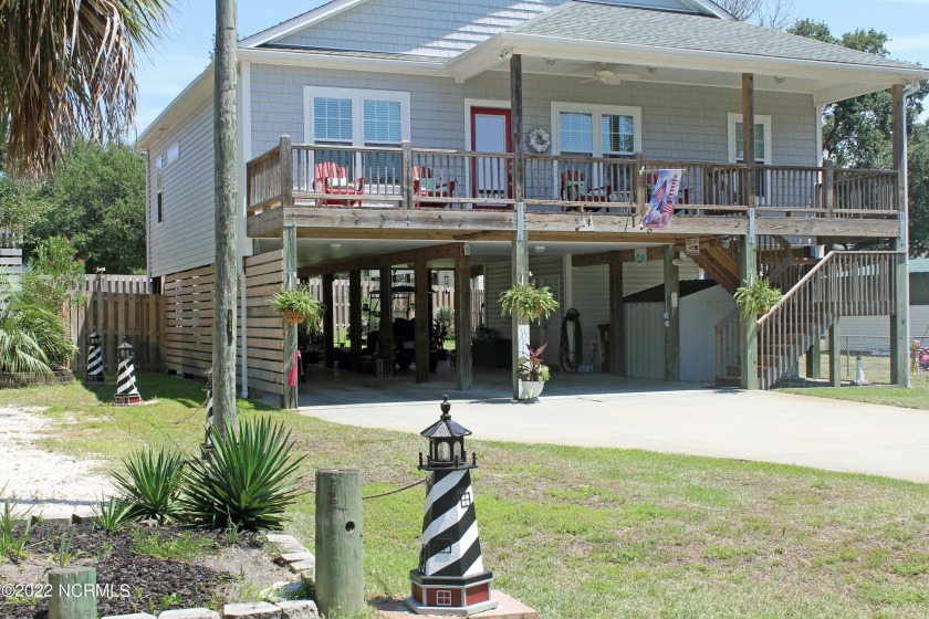 Looking for a home within walking distance to the beach? - Beach Home for sale in Oak Island, North Carolina on Beachhouse.com