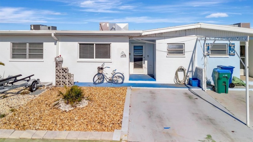 Waterfront Investor Opportunity on Anna Maria Island! This is - Beach Home for sale in Holmes Beach, Florida on Beachhouse.com