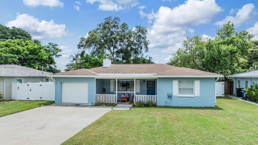 NEW ROOF BEFORE CLOSING! Welcome to this charming 2BR/2BA + DEN - Beach Home for sale in Clearwater, Florida on Beachhouse.com