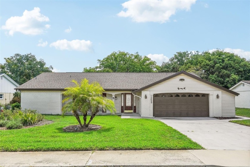 Beacon Woods Creekfront - Discover serenity at this charming - Beach Home for sale in Hudson, Florida on Beachhouse.com