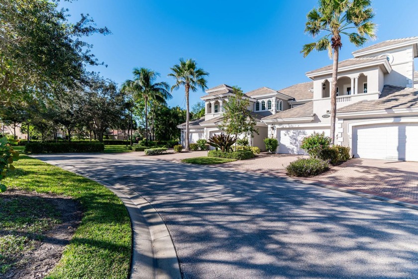 Southern exposure, furnished second-floor, top floor coach home - Beach Condo for sale in Naples, Florida on Beachhouse.com