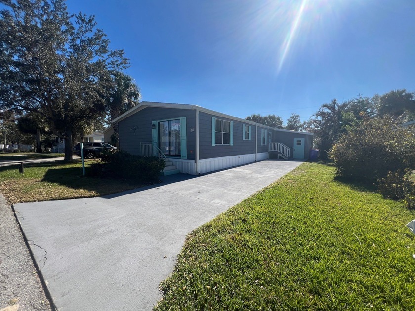 Price Reduced and Highly Motivated Seller! Welcome to The Beach - Beach Home for sale in Sebastian, Florida on Beachhouse.com