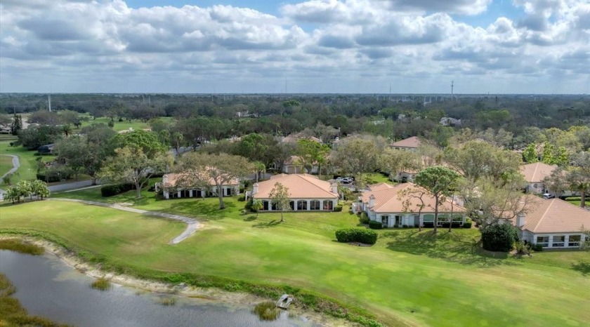 Stunning golf course retreat in The Meadows' most-desirable - Beach Home for sale in Sarasota, Florida on Beachhouse.com