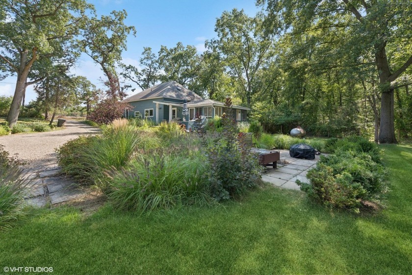 Welcome to your perfect retreat in the heart of Grand Beach! - Beach Home for sale in New Buffalo, Michigan on Beachhouse.com