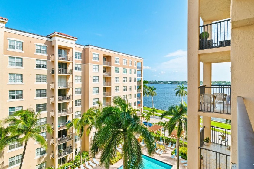 Beautiful 1 bedroom pied-a-terre with private balcony and - Beach Condo for sale in West Palm Beach, Florida on Beachhouse.com