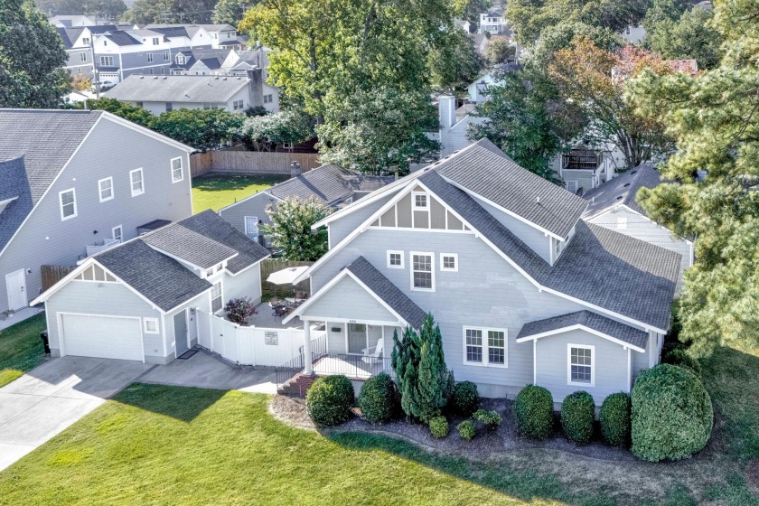 The Virginia Beach ViBe House - Beach Vacation Rentals in Virginia Beach, VA on Beachhouse.com