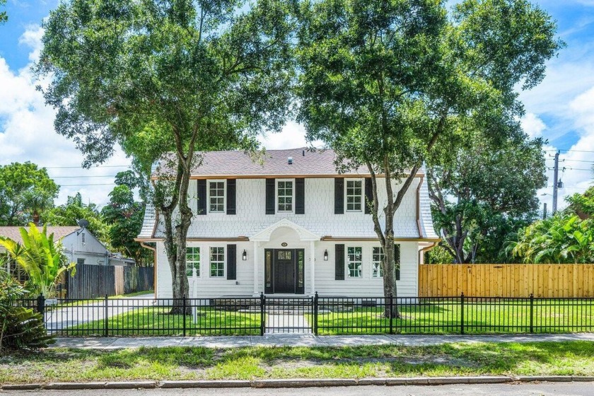 This stunning colonial home nestled in the historic district of - Beach Home for sale in West Palm Beach, Florida on Beachhouse.com