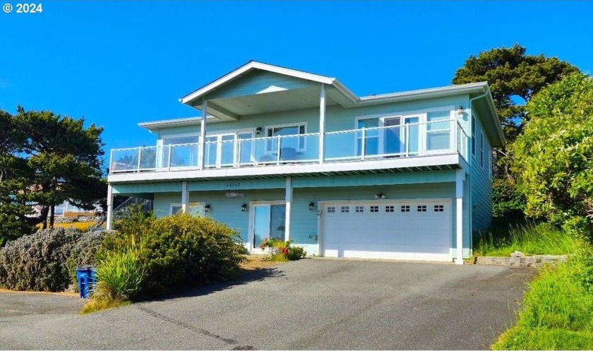 Discover a stunning, fully furnished real estate gem with ocean - Beach Home for sale in Wedderburn, Oregon on Beachhouse.com