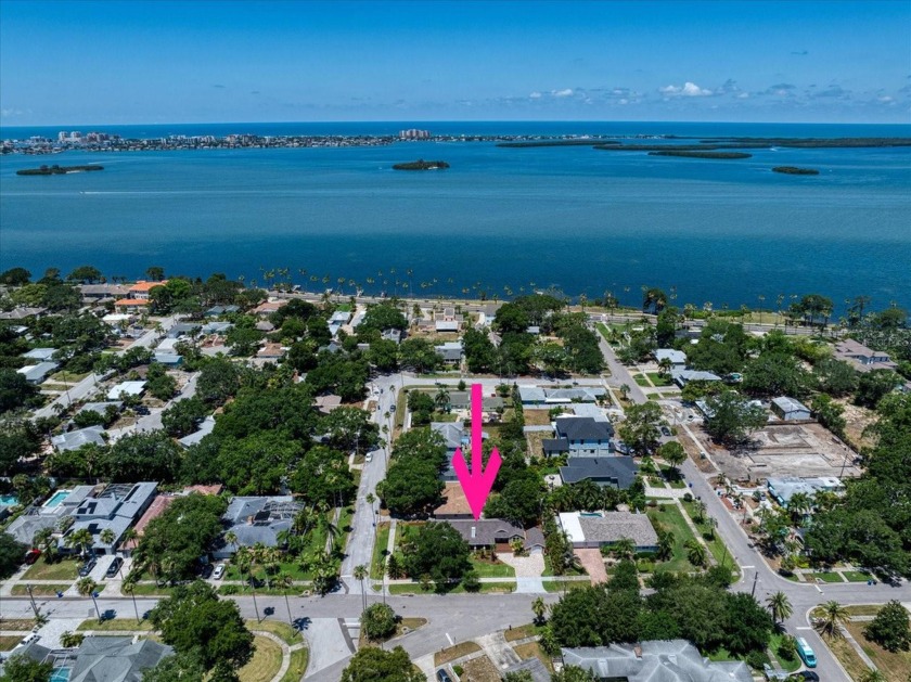 This exquisite residence, recently renovated to an impeccable - Beach Home for sale in Dunedin, Florida on Beachhouse.com