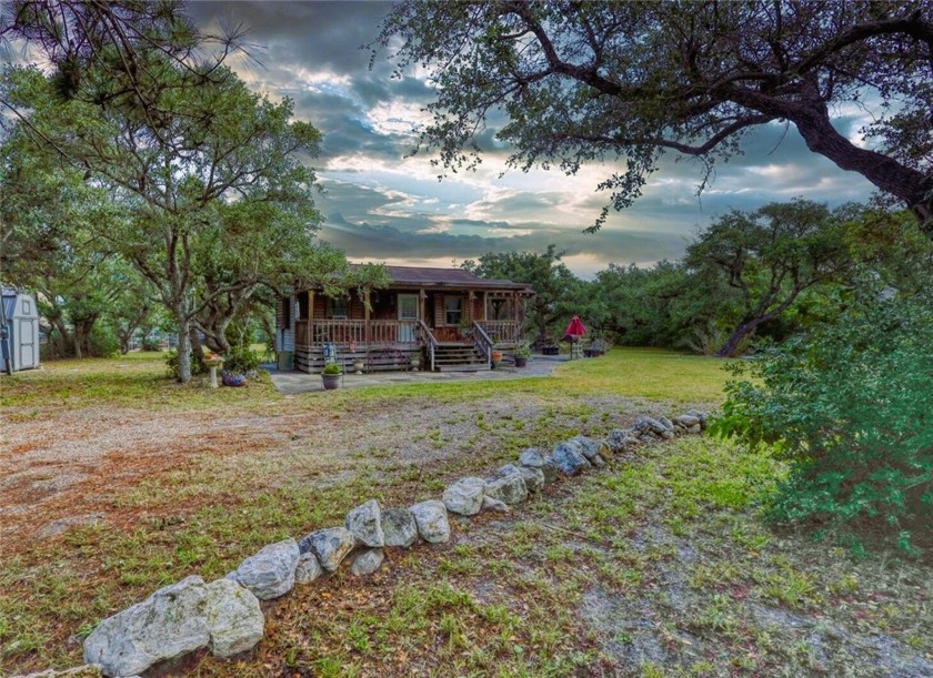 Rustic Retreat! Escape the hustle and bustle of city life and - Beach Home for sale in Rockport, Texas on Beachhouse.com