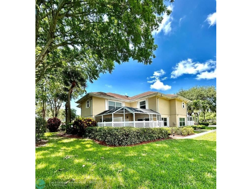 Step into luxury with this remodeled 2-bed, 2.5-bath waterfront - Beach Townhome/Townhouse for sale in Boynton Beach, Florida on Beachhouse.com