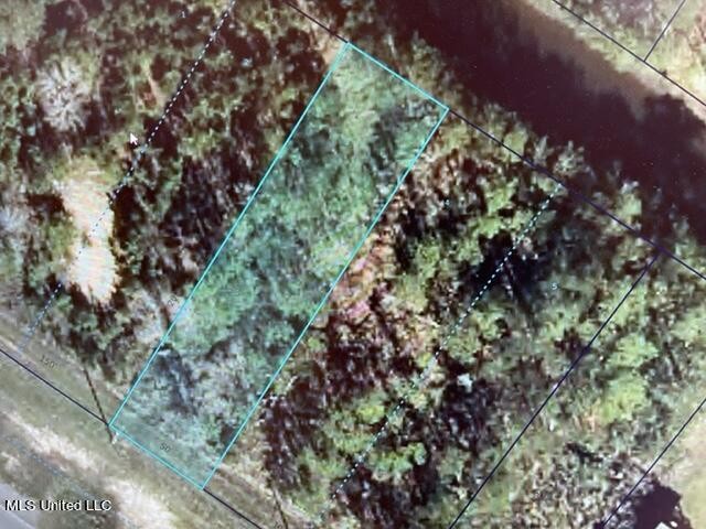 Great 150ft waterfront lot facing Highway 603 in Bay St. Lois - Beach Lot for sale in Bay Saint Louis, Mississippi on Beachhouse.com