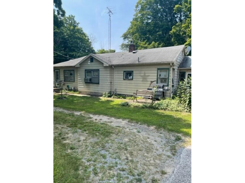 3 Bedroom one bath home is on 1.4 acres in Hagar Township. A - Beach Home for sale in Coloma, Michigan on Beachhouse.com