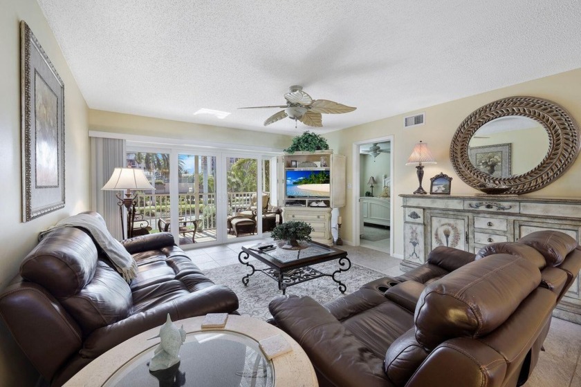 This delightful 2-bedroom, 2-bath furnished condo awaits you - Beach Condo for sale in Marco Island, Florida on Beachhouse.com