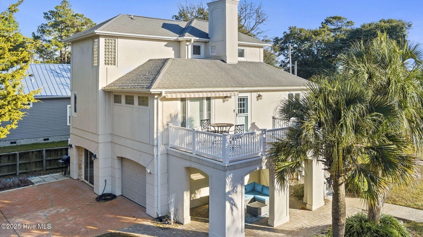 Situated on a generous corner lot on the sound side of Emerald - Beach Home for sale in Emerald Isle, North Carolina on Beachhouse.com