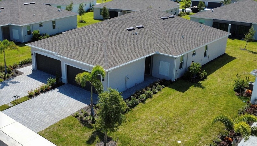 This is a tremendous opportunity for homeowners, investors, and - Beach Home for sale in Englewood, Florida on Beachhouse.com