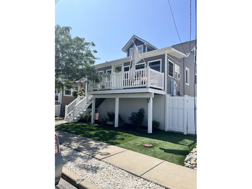 Enjoy  the atmosphere and all the conveniences of shore living - Beach Home for sale in West Wildwood, New Jersey on Beachhouse.com