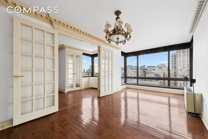 Stunning 2 bedroom, 2 bathroom with a private terrace and valet - Beach Condo for sale in New York, New York on Beachhouse.com